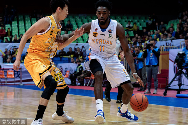 上海队力克四川，豪取两连胜，暂时排名第三的简单介绍