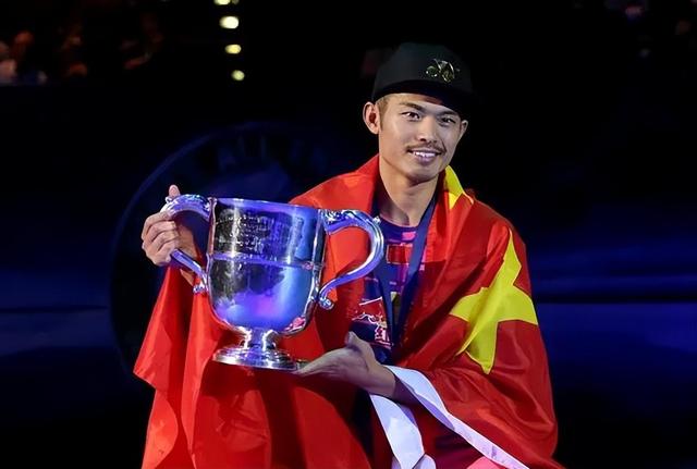 关于中国羽毛球队爆冷英格兰羽毛球队,林丹送出助攻的信息 关于中国羽毛球队爆冷英格兰羽毛球队,林丹送出助攻的信息