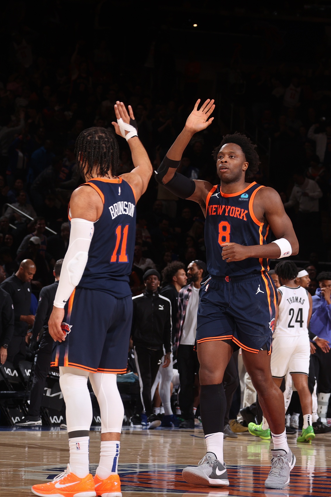 尼克斯险胜浙江队，杜兰特扛起全队