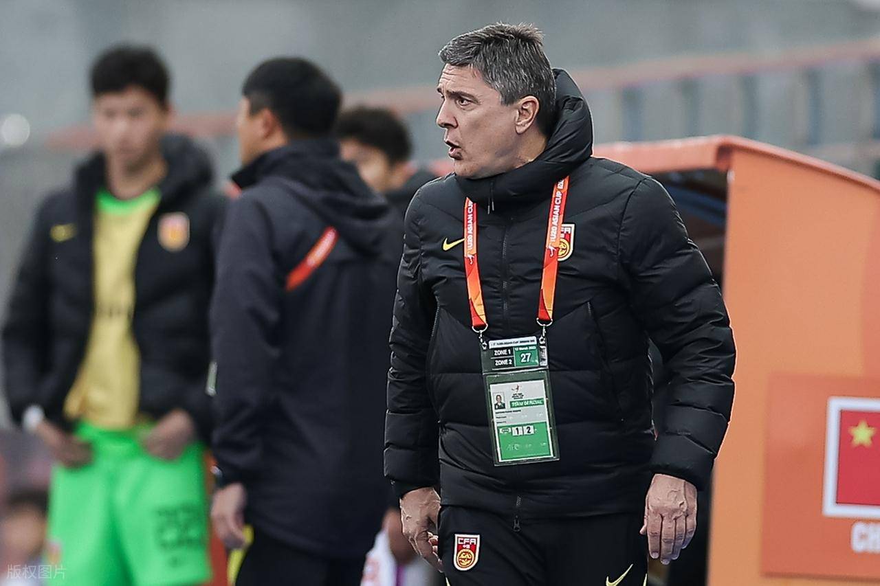 包含中国队完胜德国队，郑思维关键制胜的词条