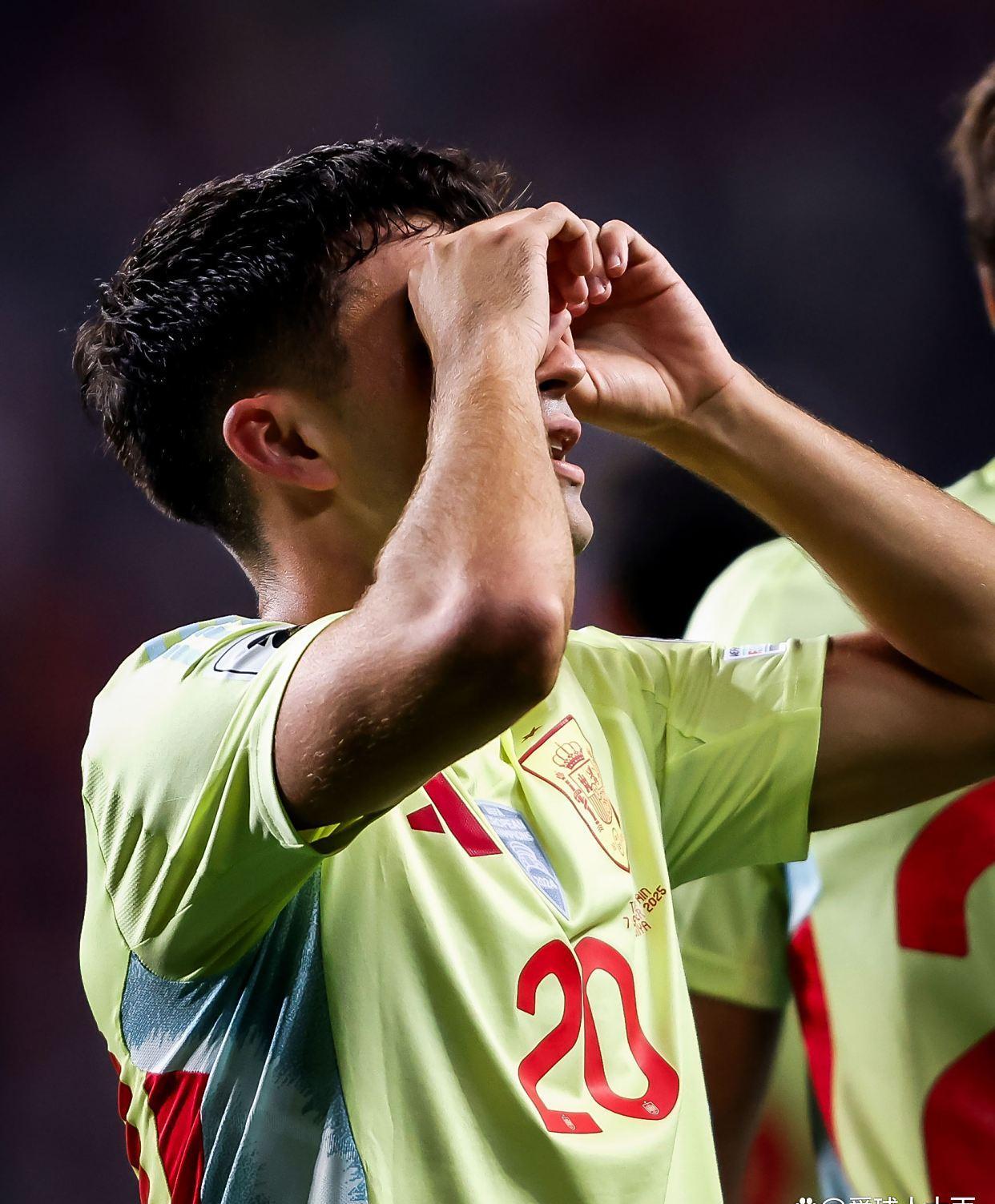 莱比锡红牛险胜西班牙，哈弗茨统治全场的简单介绍